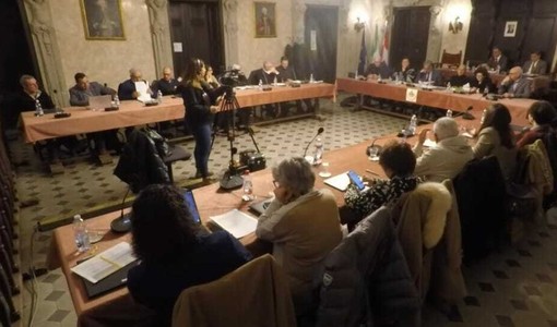 La seduta del Consiglio comunale di Savigliano del 27 novembre scorso La seduta del Consiglio comunale di Savigliano del 27 novembre scorso