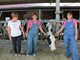 Mamma Elsa, Stefania e Claudia con la mucca Popsy: prima in Europa per indice genomico
