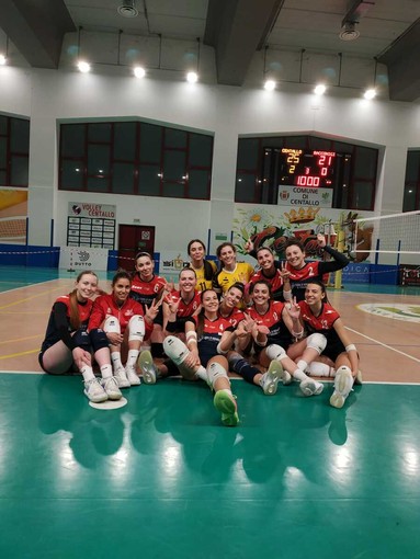 VOLLEY D-F / Centallo Volley, vittoria netta sull’RS Racconigi: 3-0 e bottino pieno