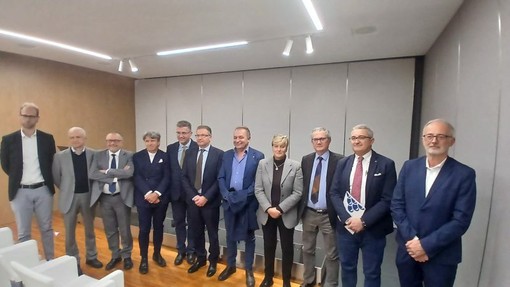 Il vicepresidente Antoniotti tra i relatori del convegno “La nocciola tra sfide e opportunità" Il vicepresidente Antoniotti tra i relatori del convegno “La nocciola tra sfide e opportunità"