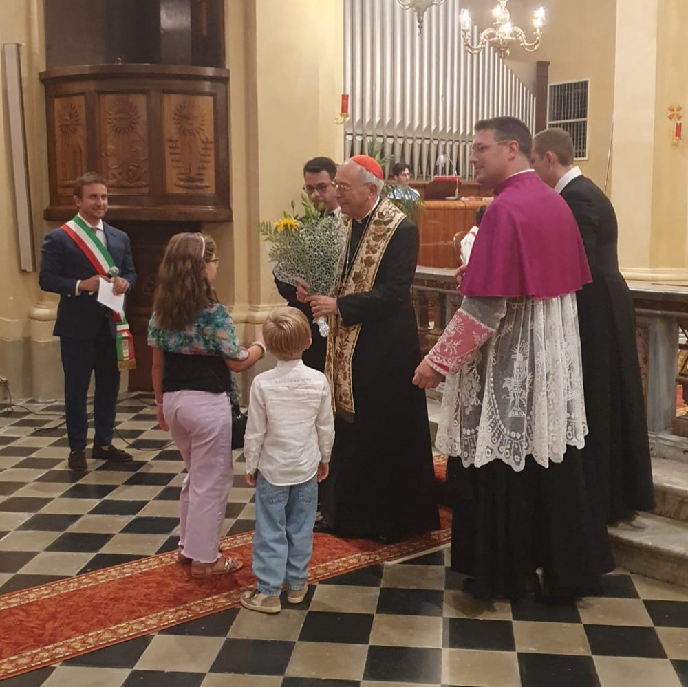 Il Cardinale Dominique Mamberti in visita a Lesegno Il Cardinale Dominique Mamberti in visita a Lesegno
