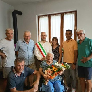 Ceva in festa per i 100 anni della signora Carmelina Bianco