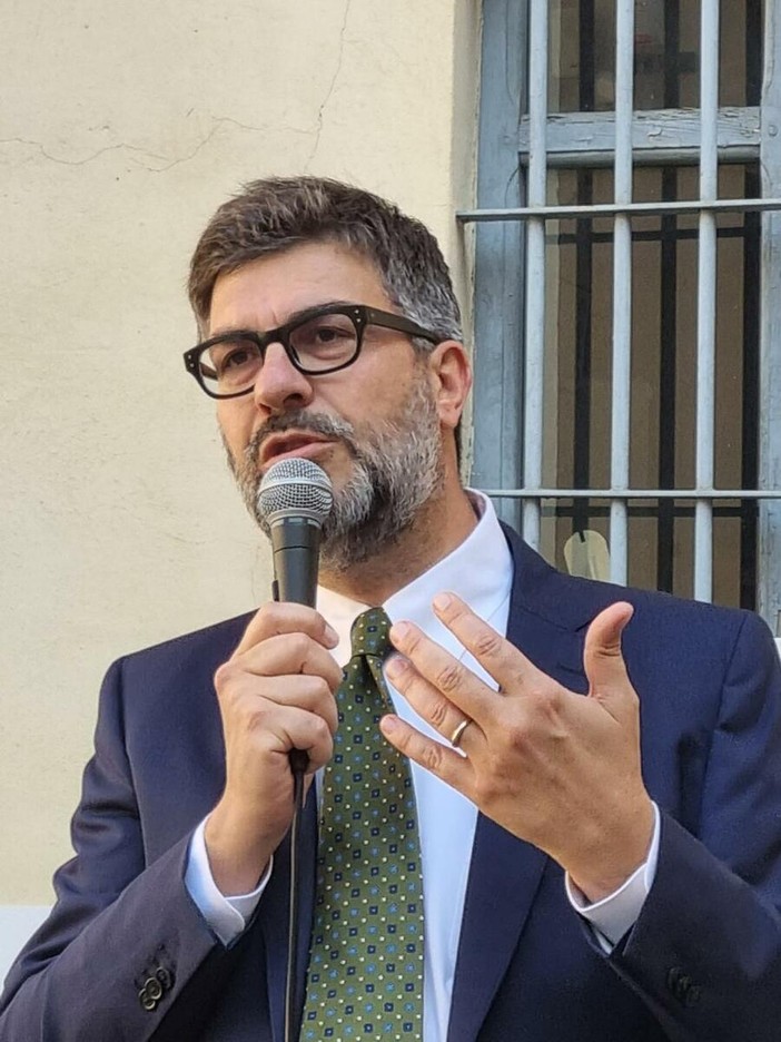 Mauro Cakderoni Mauro Cakderoni