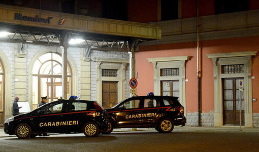 Carabinieri alla stazione di Mondovì Carabinieri alla stazione di Mondovì