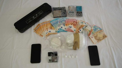 La cocaina arrivava a domicilio: arrestato un venticinquenne