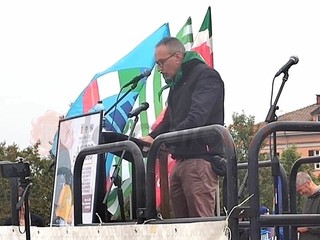 Nelle foto alcuni momenti della manifestazione tenuta in piazza Foro Boario
