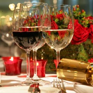 Cenone di Natale, il decalogo del Codacons per risparmiare, senza rinunciare alla qualità