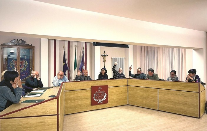 Venasca, 440mila euro per sicurezza, scuole e turismo: il consiglio comunale approva le variazioni di bilancio