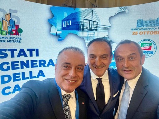 Enrico Costa, primo da destra, con il presidente della Regione Alberto Cirio e il consigliere regionale Franco Graglia Enrico Costa, primo da destra, con il presidente della Regione Alberto Cirio e il consigliere regionale Franco Graglia
