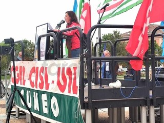 Nelle foto alcuni momenti della manifestazione tenuta in piazza Foro Boario