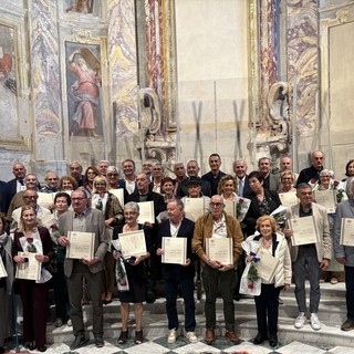 50&Più ha premiato i Maestri del Commercio 2026: aquile d'oro, argento e diamante a 42 pilastri dell'imprenditoria provinciale 50&Più ha premiato i Maestri del Commercio 2026: aquile d'oro, argento e diamante a 42 pilastri dell'imprenditoria provinciale