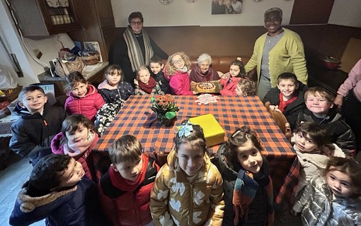 La festa per i 106 anni di nonna Olimpia La festa per i 106 anni di nonna Olimpia