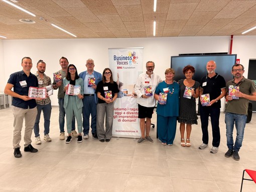 Busca, consegnati i diari scolastici gratuiti a quasi 900 studenti Busca, consegnati i diari scolastici gratuiti a quasi 900 studenti