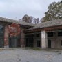 Un interno di Cascina Vecchia, che al momento continua ad essere vuota