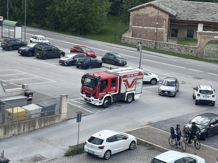 L'intervento dei Vigili del Fuoco in corso Francia L'intervento dei Vigili del Fuoco in corso Francia