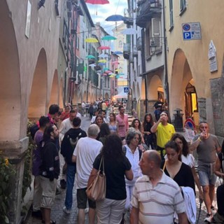 Ceva si accende con “Seva ca Bugia”: musica, arte e silenzi danzanti nel cuore della città