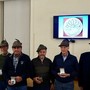 Cerimonia di consegna delle medaglie commemorative agli alpini che parteciparono ai campi Ana nel Friuli del 1976- foto Paola Ravazzi Cerimonia di consegna delle medaglie commemorative agli alpini che parteciparono ai campi Ana nel Friuli del 1976- foto Paola Ravazzi