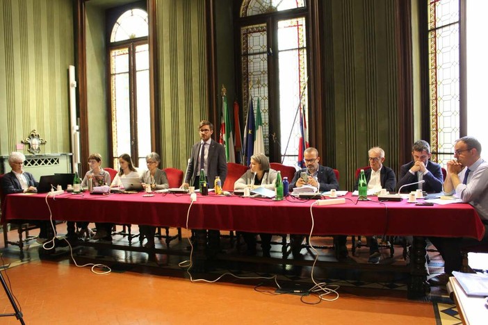 Accesso al nuovo asilo e strada Gamba di Bosco ad Alba: il Comune conferma il collegamento da corso Europa