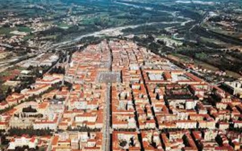 Immagine di repertorio della città di Cuneo vista dall'alto
