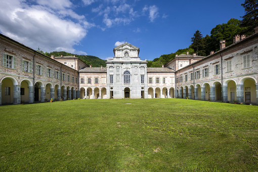 Il Castello di Casotto riapre le porte: dal 4 aprile tornano le visite guidate alla reggia sabauda tra i boschi delle Alpi Liguri Il Castello di Casotto riapre le porte: dal 4 aprile tornano le visite guidate alla reggia sabauda tra i boschi delle Alpi Liguri