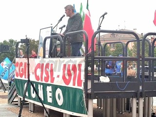 Nelle foto alcuni momenti della manifestazione tenuta in piazza Foro Boario