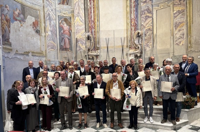 50&Più ha premiato i Maestri del Commercio 2026: aquile d'oro, argento e diamante a 42 pilastri dell'imprenditoria provinciale 50&Più ha premiato i Maestri del Commercio 2026: aquile d'oro, argento e diamante a 42 pilastri dell'imprenditoria provinciale