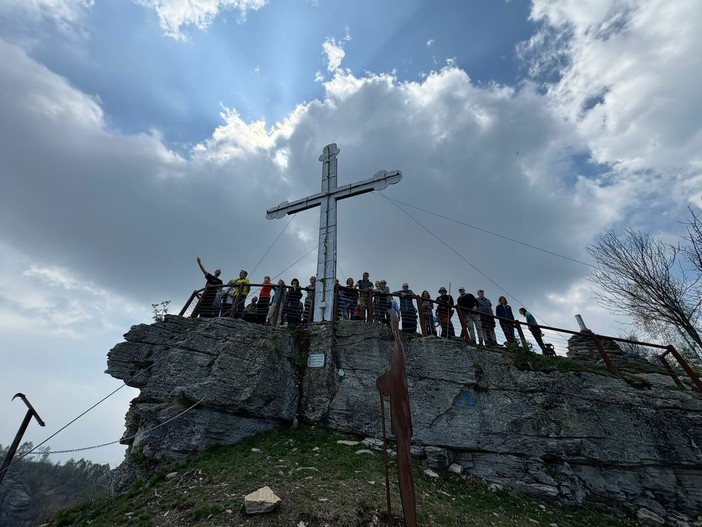 I partecipanti all'escursione su Mombracco