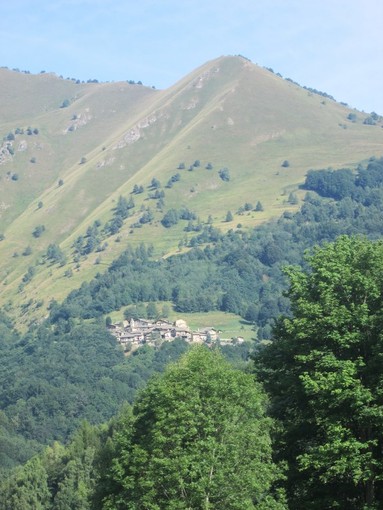Sabato 23 maggio alla scoperta delle borgate del vallone di Pagliero Sabato 23 maggio alla scoperta delle borgate del vallone di Pagliero