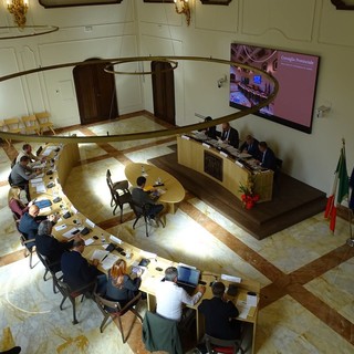 Provincia, resta indecifrabile la situazione politica ad un mese dalle elezioni di presidente e consiglio