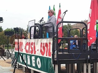 Nelle foto alcuni momenti della manifestazione tenuta in piazza Foro Boario