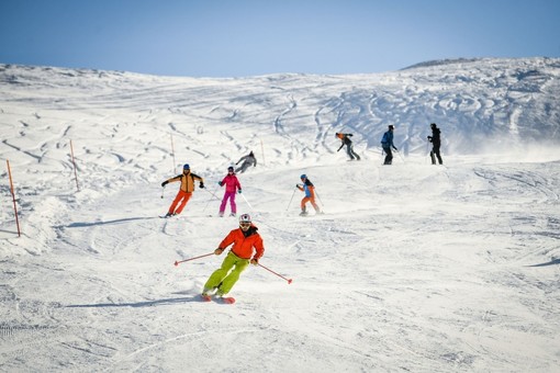 Parte la stagione dello sci: chi apre e quando. La mappatura degli impianti in provincia di Cuneo
