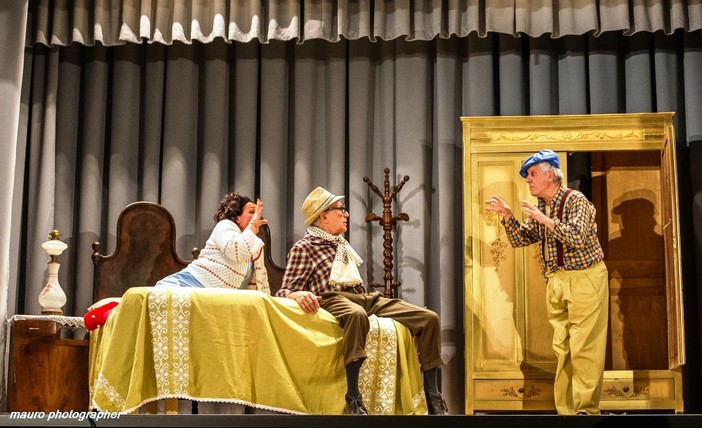 “Ciel me om!” sul palco del teatro “Silvio Pellico” di Bagnolo Piemonte