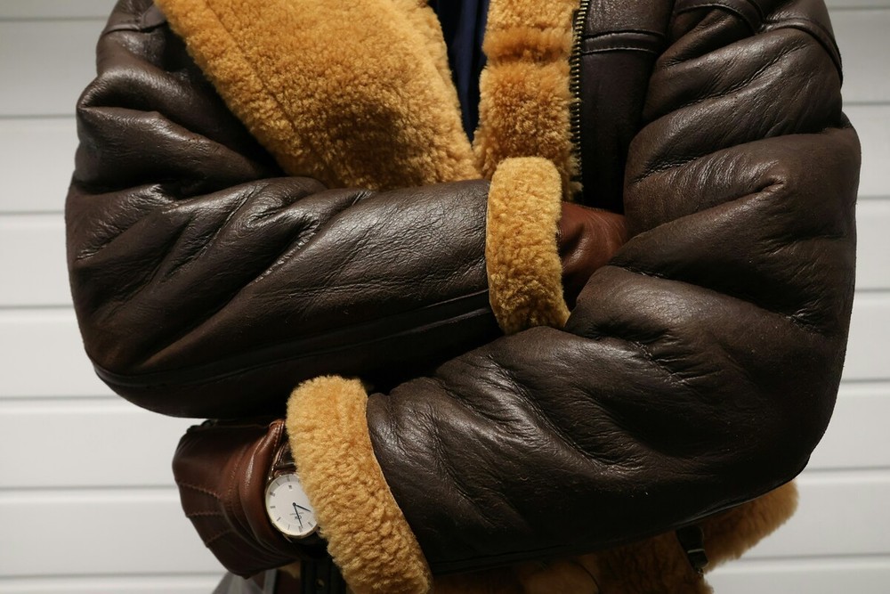 Cappotto in pelle uomo: il ritorno di un classico Cappotto in pelle uomo: il ritorno di un classico