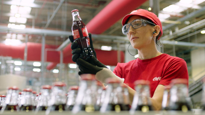 Coca-Cola, il cuore produttivo a Lurisia di Roccaforte Mondovì: il Piemonte vale 26 milioni