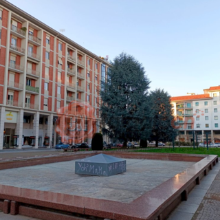 Cuneo, Piazza Europa “indecorosa". Armellini: “Servono interventi urgenti” Cuneo, Piazza Europa “indecorosa". Armellini: “Servono interventi urgenti”