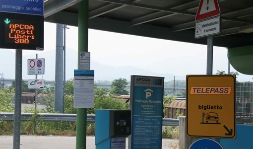 Parcheggi del Movicentro, il Comune di Cuneo davanti a una scelta obbligata: proroga fino al 2047 o rischio contenzioso