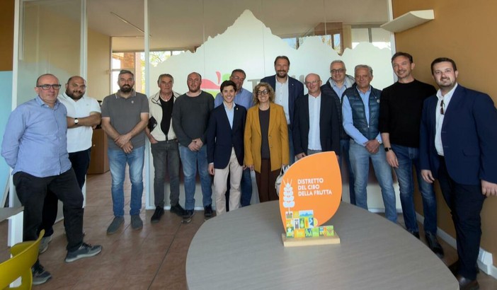 Il direttivo del Distretto del Cibo della Frutta del Monviso