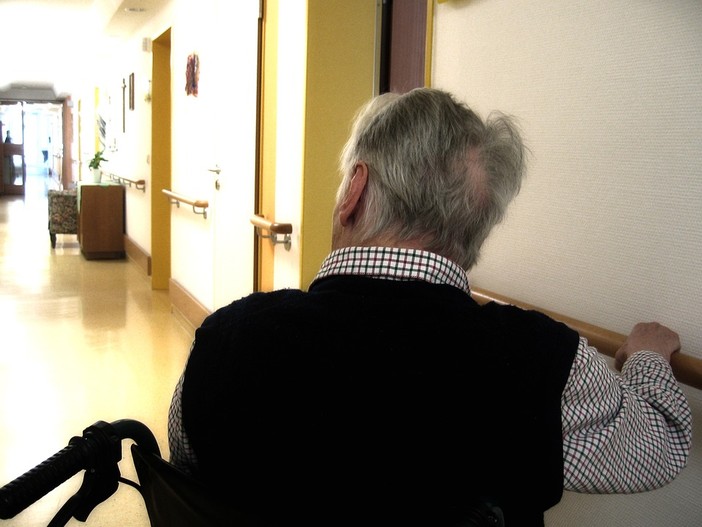 Demenza, corso gratuito per familiari e badanti all’ospedale S. Croce di Cuneo Demenza, corso gratuito per familiari e badanti all’ospedale S. Croce di Cuneo