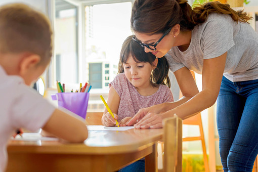 Compitando, il doposcuola gratuito che sostiene i bambini e le famiglie più fragili