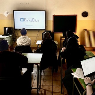 Educazione finanziaria e sostenibilità: la 4B AFM del Denina Pellico Rivoira incontra Banca Etica