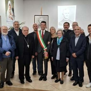 Monchiero ritrova Padre Paolo Abbona: il libro della pronipote riporta a casa il missionario diplomatico della Birmania Monchiero ritrova Padre Paolo Abbona: il libro della pronipote riporta a casa il missionario diplomatico della Birmania