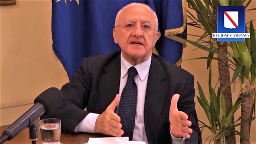 Una diretta del presidente della Campania Vincenzo De Luca