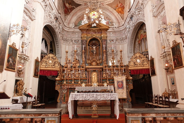 Bra, la Camerata Corale la Grangia in concerto nella chiesa della Santissima Trinità Bra, la Camerata Corale la Grangia in concerto nella chiesa della Santissima Trinità