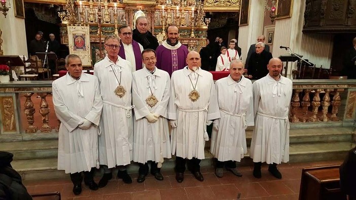 Don Antonio con don Giorgio Garrone, tra i Battuti Bianchi di Bra Don Antonio con don Giorgio Garrone, tra i Battuti Bianchi di Bra