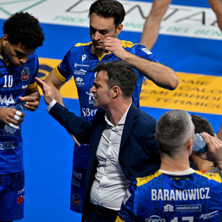 Matteo Battocchio durante un time out nella partita contro Padova (Foto Valerio Giraudo)