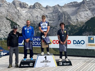 Davide Ghio sul podio della categoria Inseguimento Davide Ghio sul podio della categoria Inseguimento