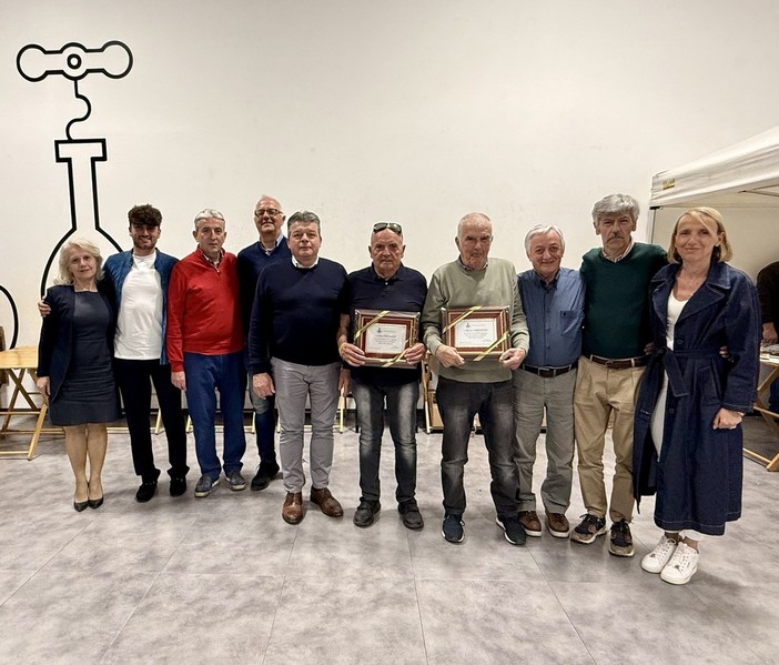 A Dogliani la cena dedicata ai volontari del territorio: riconoscimento simbolico per Lino Vassallo e Mario Grisotto