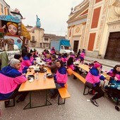 El Cher d'Envie con il gruppo mascherato