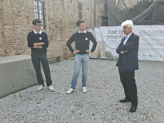 Alcuni momenti della presentazione tenuta questa mattina al castello di Roddi