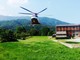 L'elicottero in azione nel pomeriggio a Paesana